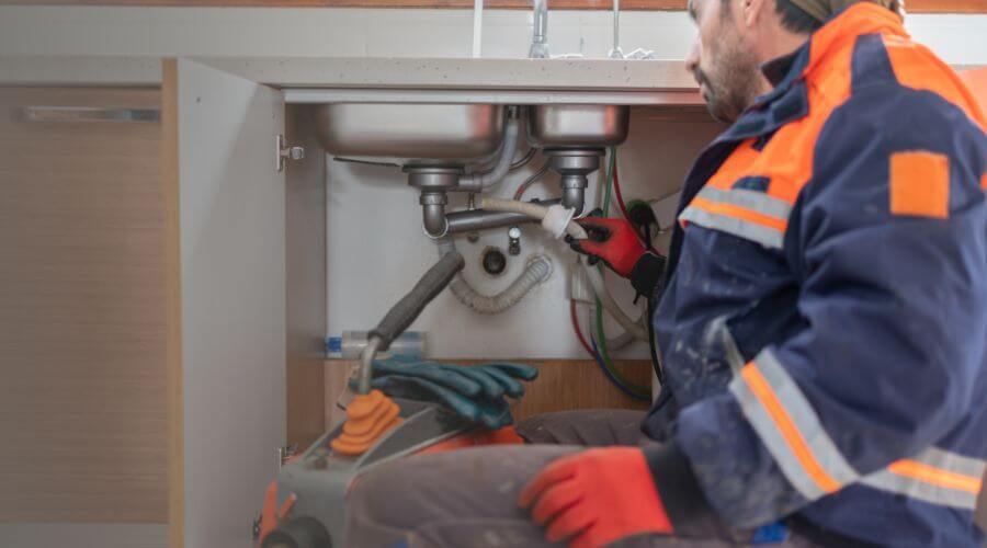 Professional slab leak plumber services in Bunker Hill, IL